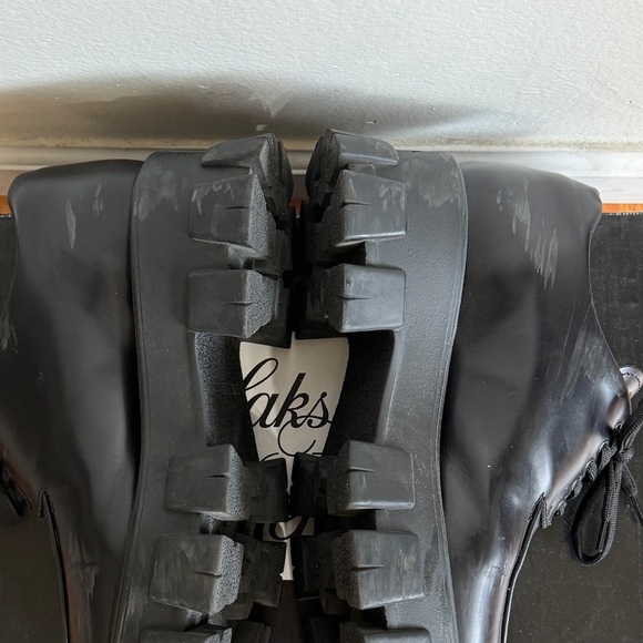 Prada-Lug Sole Polished Leather Creepers - Picture 3 of 8